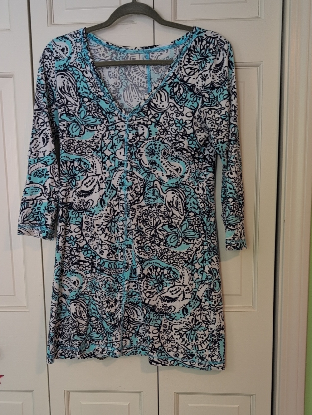 Lilly Pulitzer Blue White Paisley V-Neck Tunic Dress